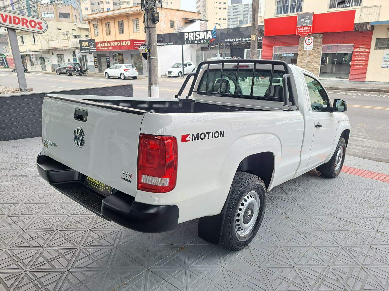 Volkswagen Amarok CABINE SIMPLES 4X4 COM 41 MIL KM UNICO DONO  2017