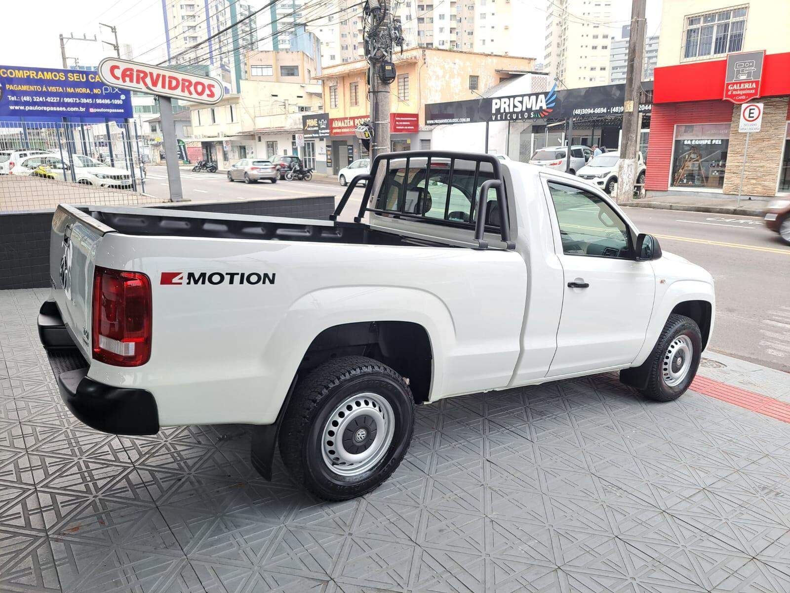 Volkswagen Amarok CABINE SIMPLES 4X4 COM 41 MIL KM UNICO DONO  2017