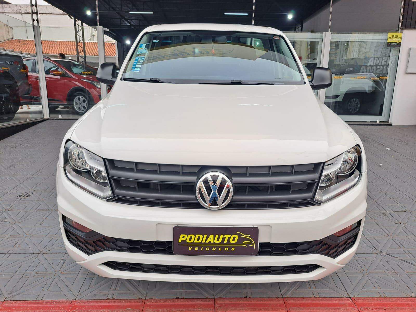 Volkswagen Amarok CABINE SIMPLES 4X4 COM 41 MIL KM UNICO DONO  2017