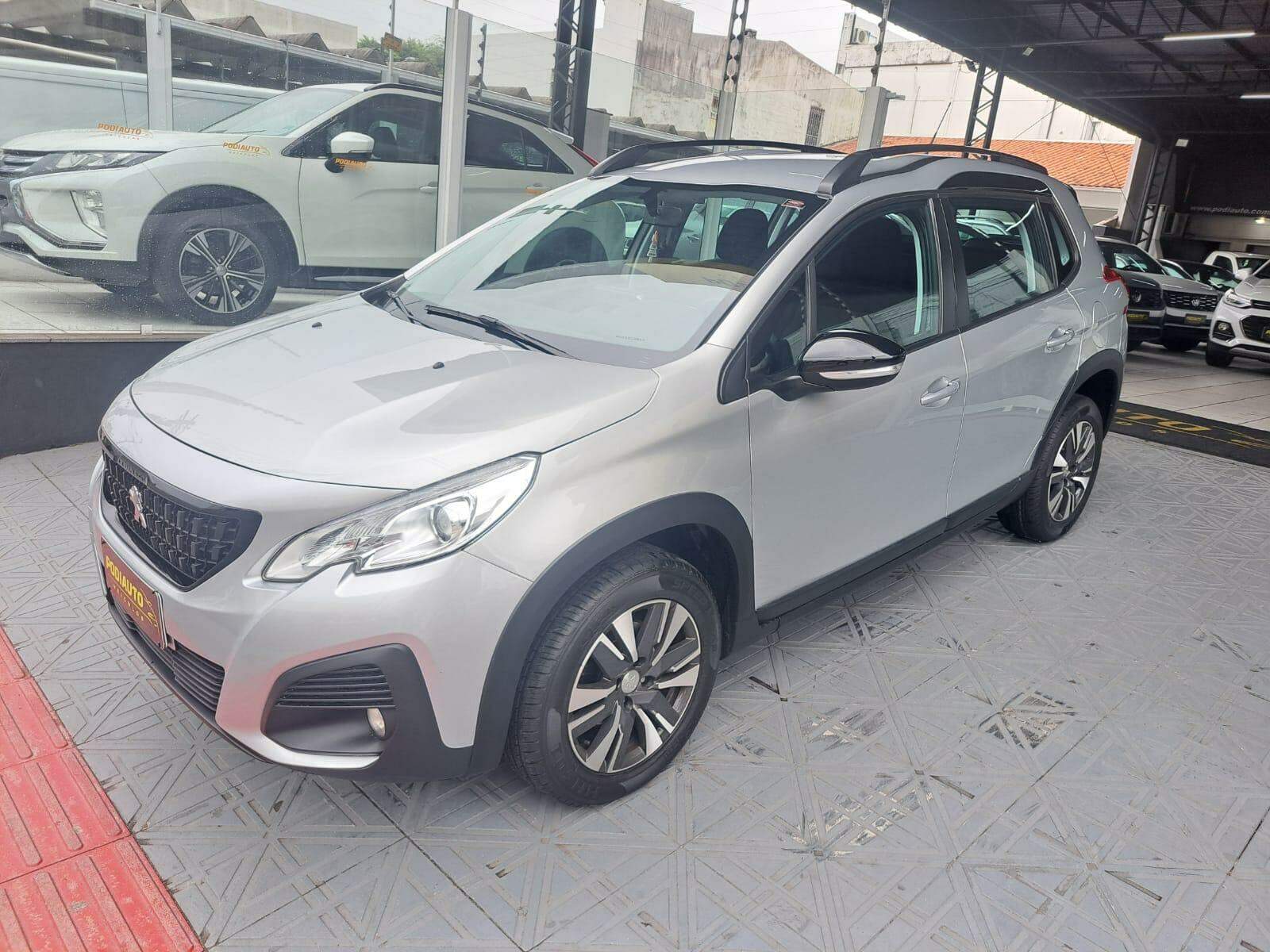 Peugeot 2008 Allure Pack 1.6 Flex Aut COM 32 MIL KM  2022