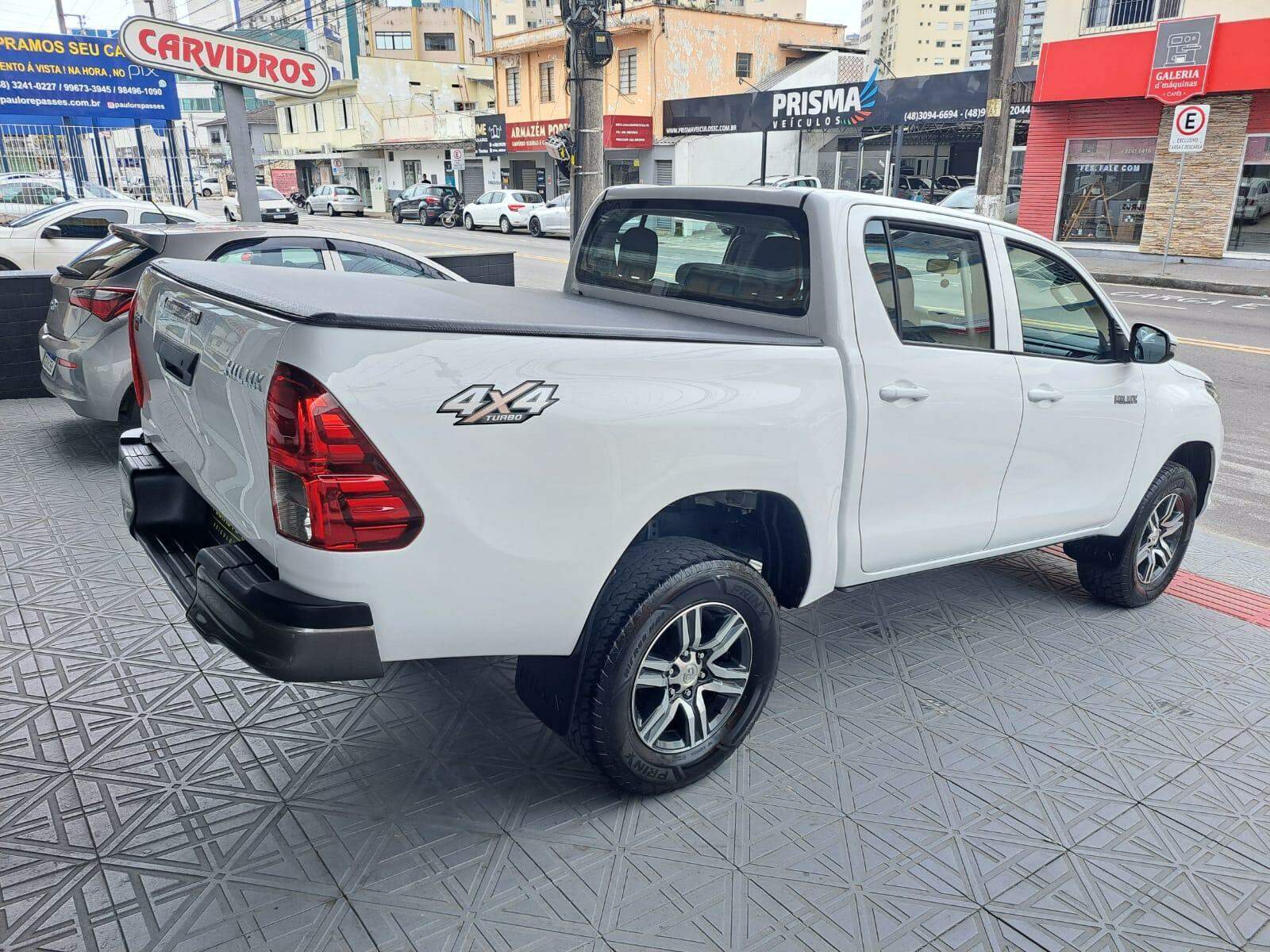 Toyota Hilux CABINE DUPLA 4x4 2.8 Diesel  39 MIL KM 2020