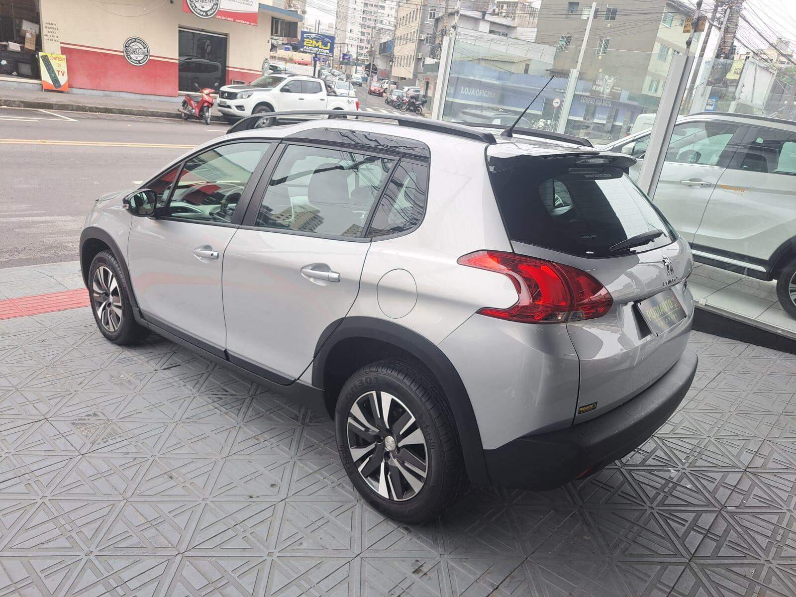 Peugeot 2008 Allure Pack 1.6 Flex Aut COM 32 MIL KM  2022