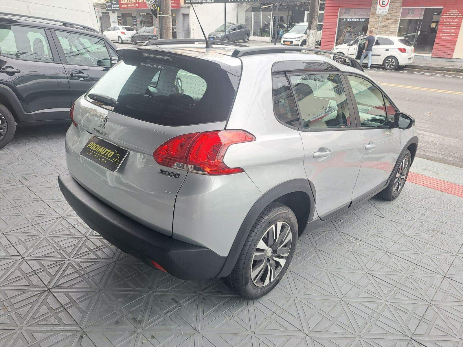 Peugeot 2008 Allure Pack 1.6 Flex Aut COM 32 MIL KM  2022