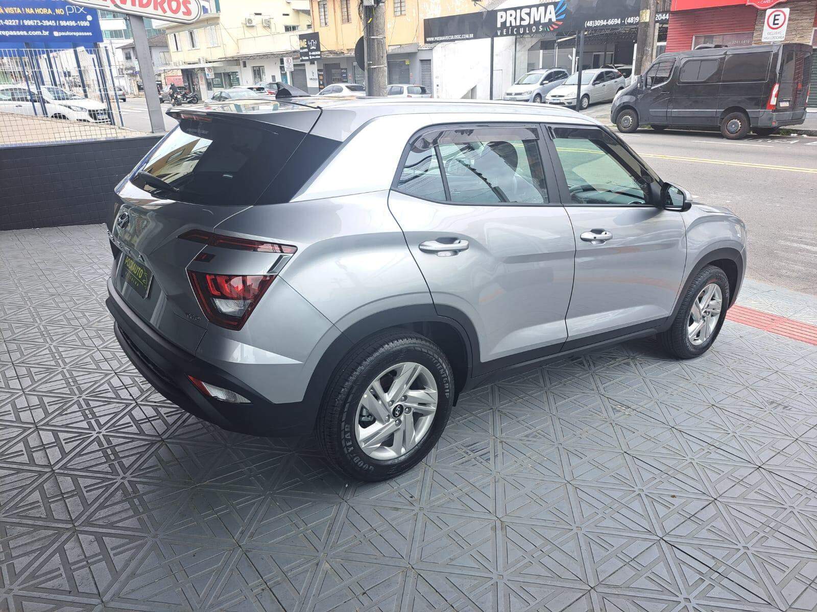 Hyundai Creta COMFORT COM 14 MIL KM AUTOMATICA  2025