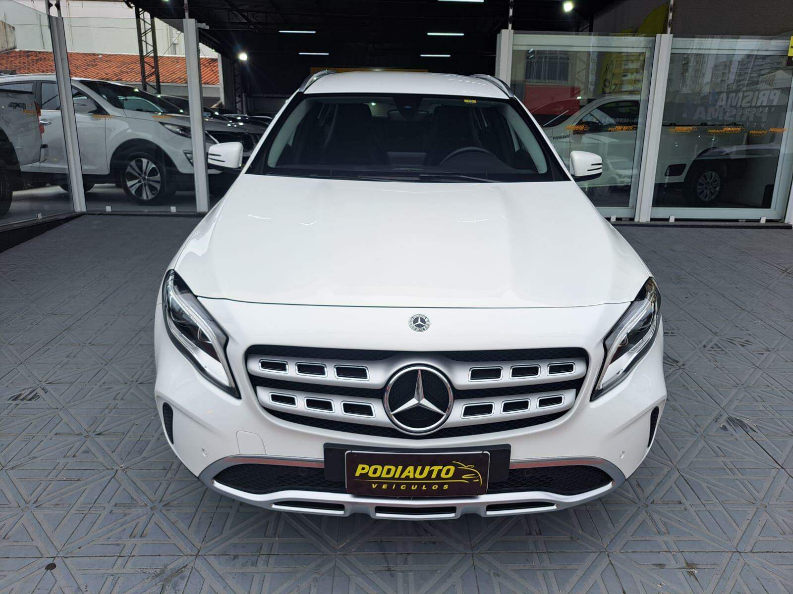 Mercedes-Benz Gla 200 Advance 1.6 Flex  48 MIL KM  2020