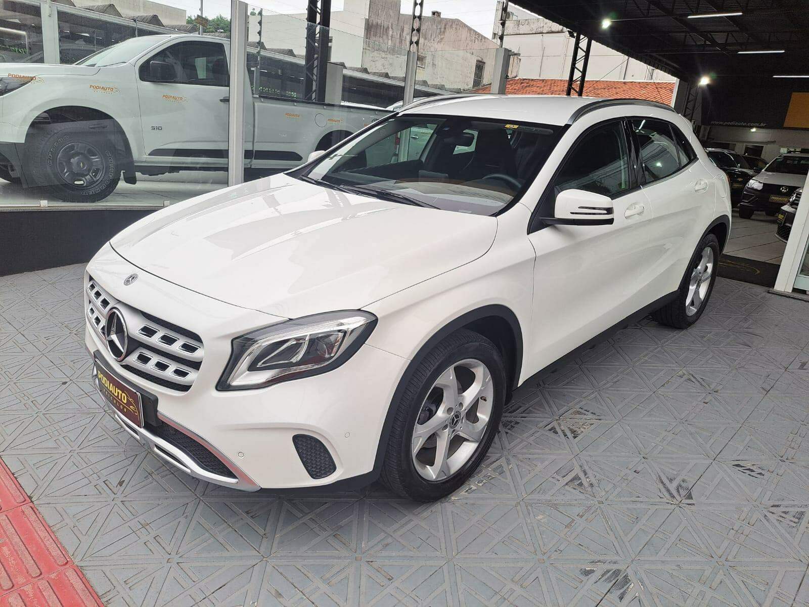 Mercedes-Benz Gla 200 Advance 1.6 Flex  48 MIL KM  2020