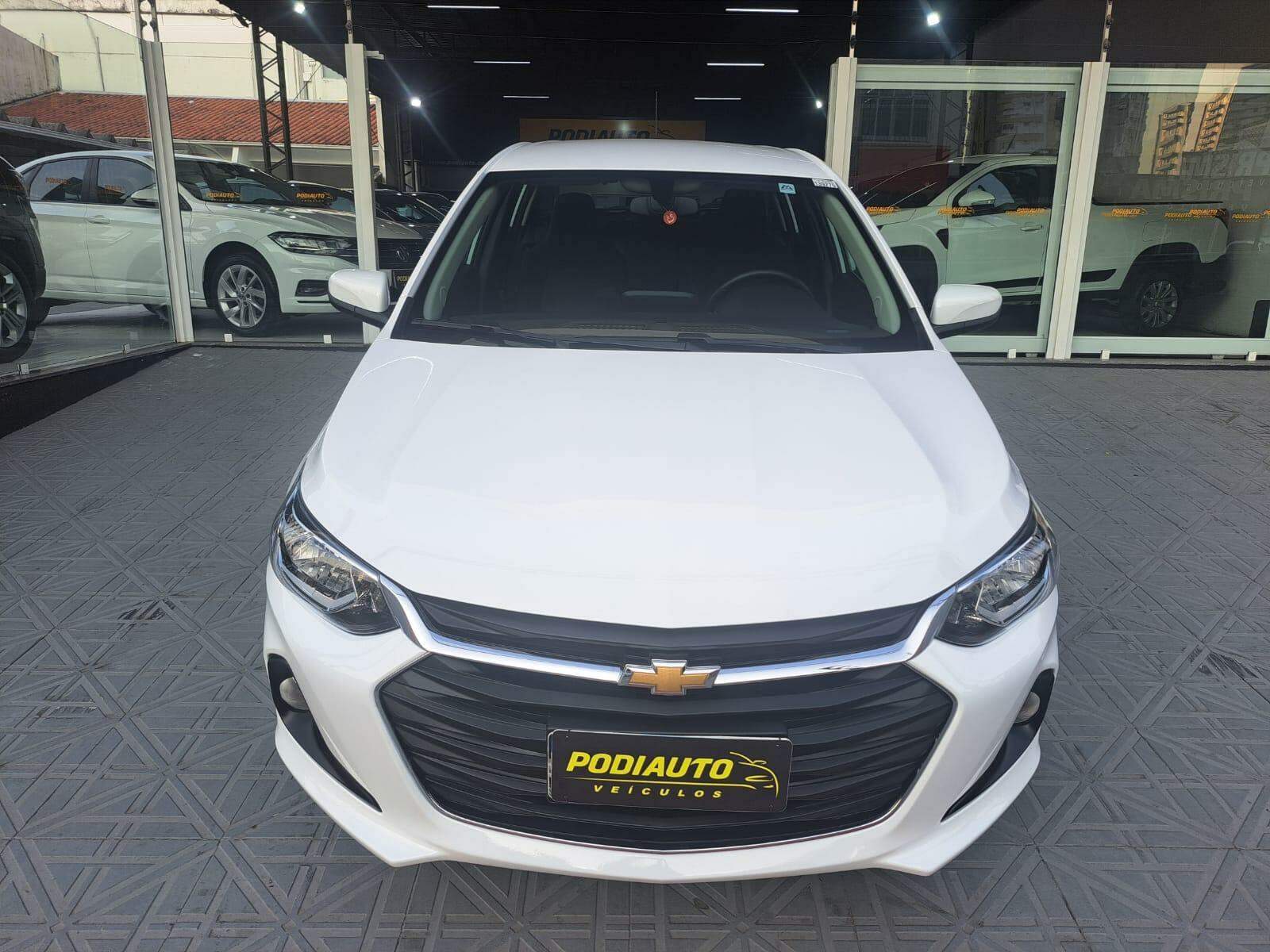 Chevrolet Onix LTZ 1.0 TURBO COM 6 MIL KM NA GARANTIA DE FABRICA  2024