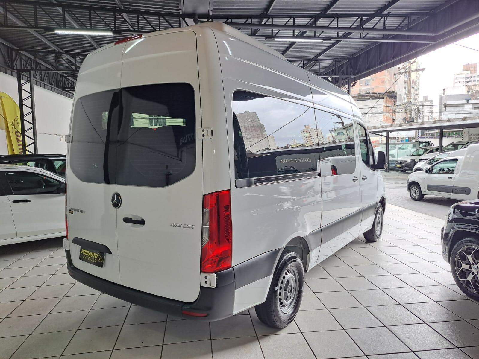 Mercedes-Benz Sprinter 416 VAN 16 LUGARES  71 MIL KM  2022