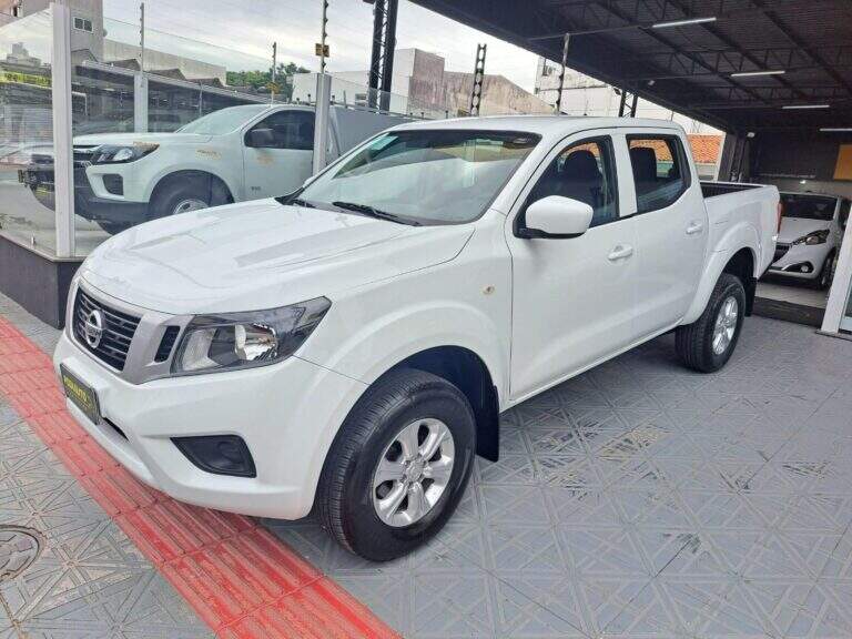 Nissan Frontier s 4x4 Diesel Único Dono  2022