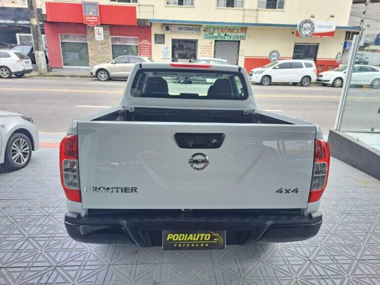 Nissan Frontier s 4x4 Diesel Único Dono  2022